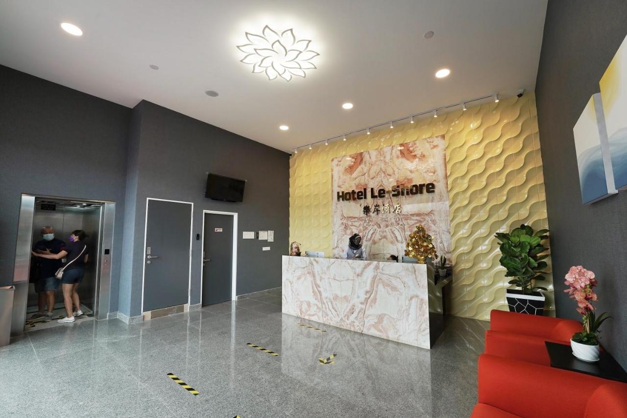 Le-shore Hotel *